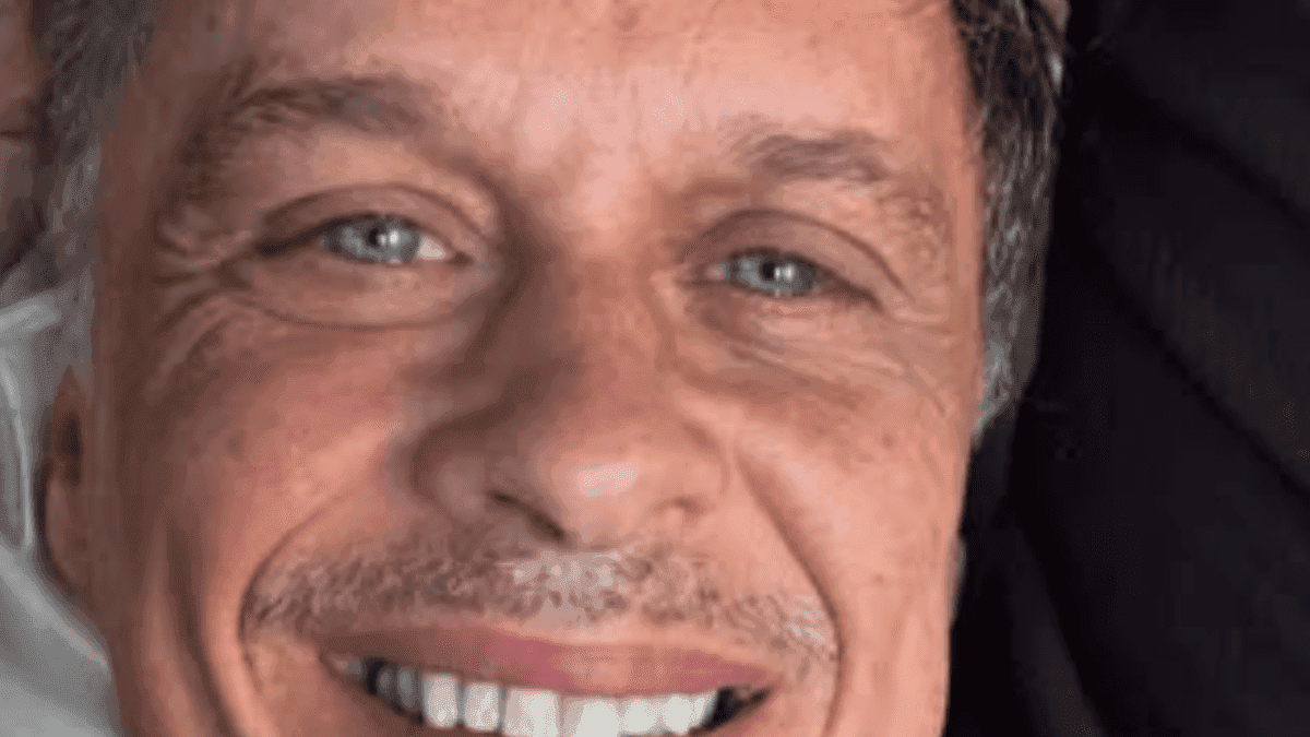 Guilherme Fontes, de A Viagem, é picado por cobra e assusta web: ‘Misericórdia’