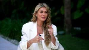 Livia Andrade dá detalhes de susto que passou em avião