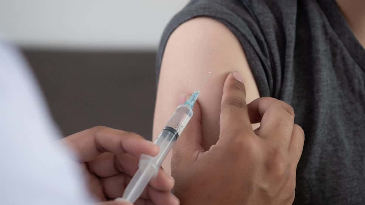 Casos de hepatites crescem 525% no DF; julho amarelo alerta sobre riscos