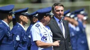 Relatório que apontava falha nas urnas estava incorreto, diz ex-comandante da FAB
