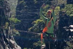 Homem morre após cair de uma altura de 50 metros, na Chapada dos Veadeiros