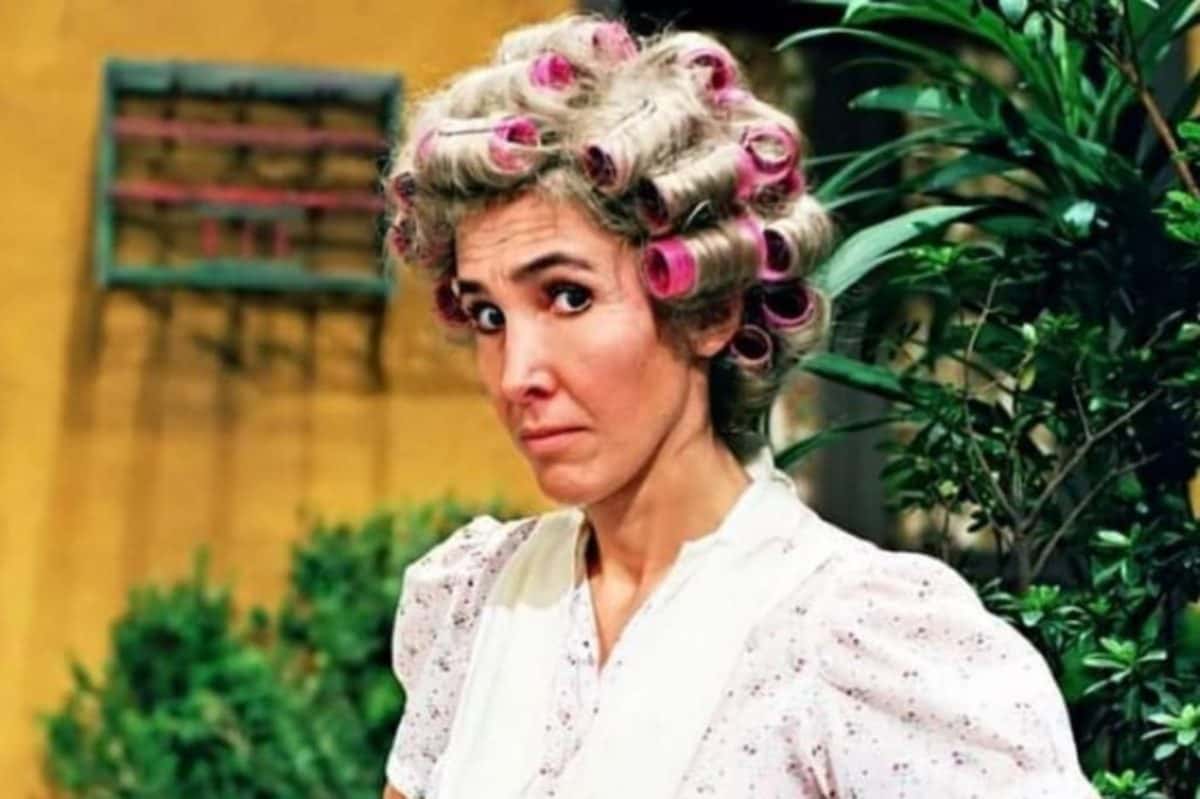 Fãs de ‘Chaves’ pedem derrubada da estátua de ‘dona Florinda’
