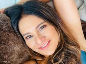 Protagonista de nova novela, Dira Paes dispara sobre sofrer preconceito: “Vim pra calar a voz”