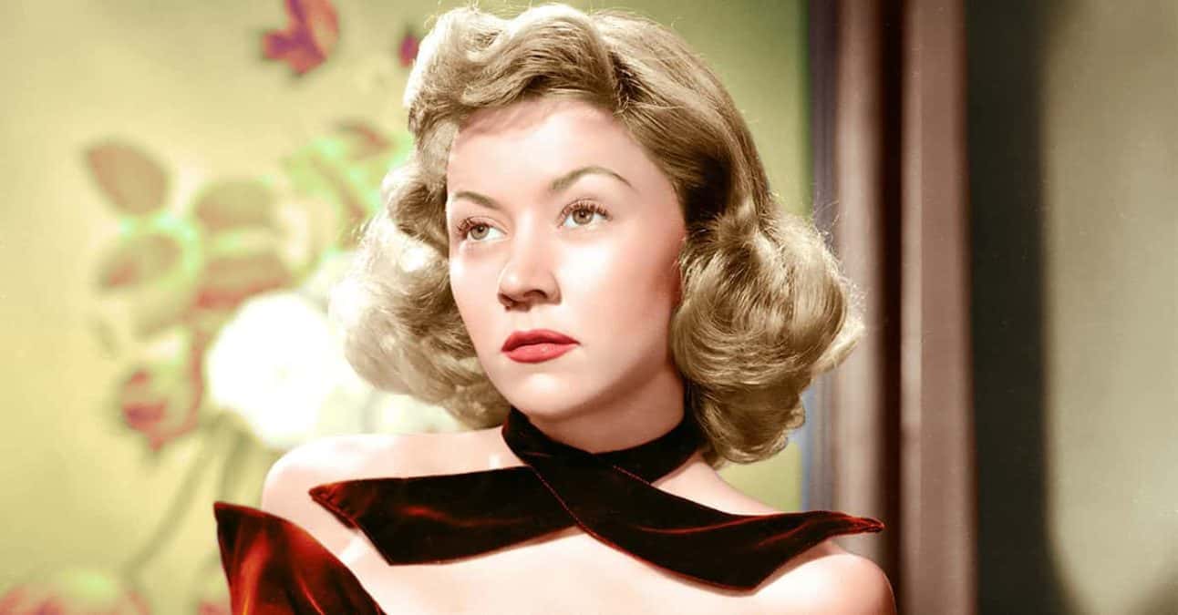Biografia traz à tona affair de atriz de Hollywood com enteado de 13 anos