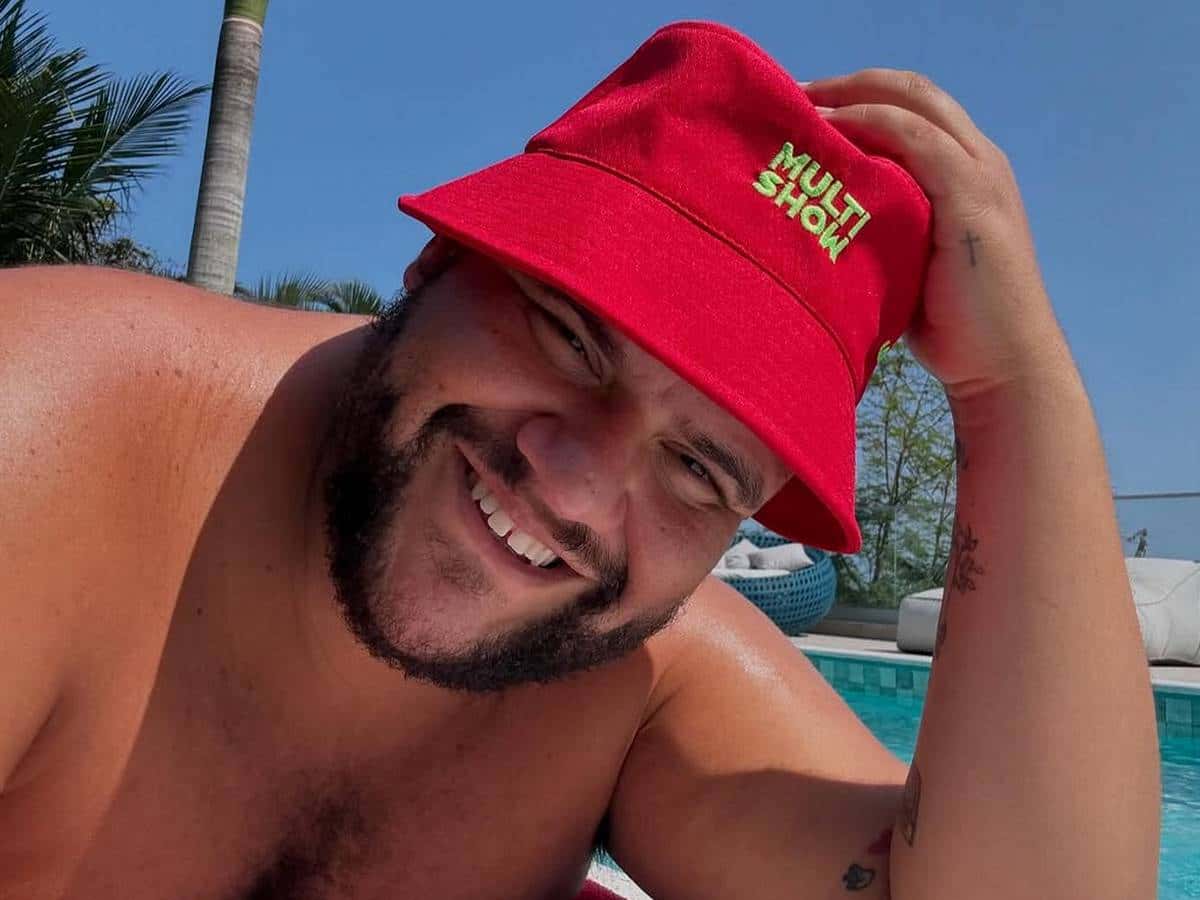 Gominho assume relacionamento não-monogâmico: “Não cresci nos embasamentos cristãos”