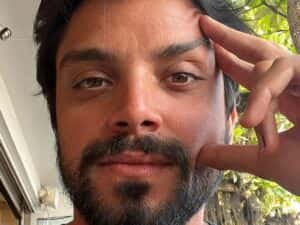 Rodrigo Simas abre o jogo sobre como lida com exposição da sua bissexualidade