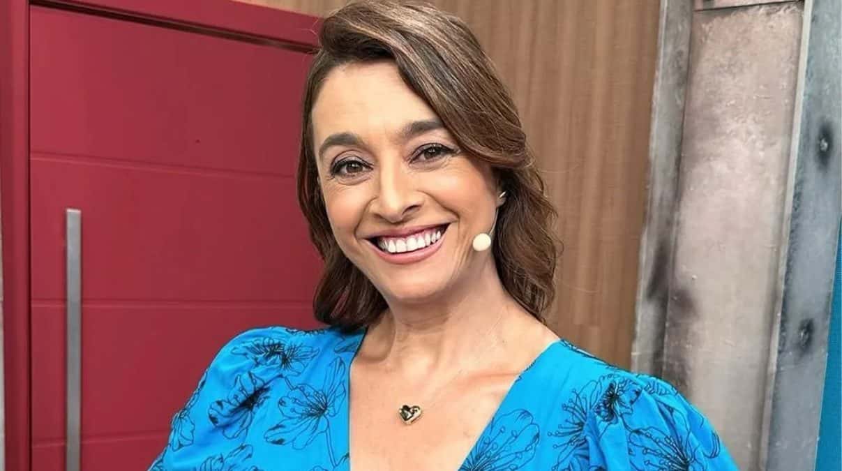 Após deixar Band, Catia Fonseca negocia ida para Globo