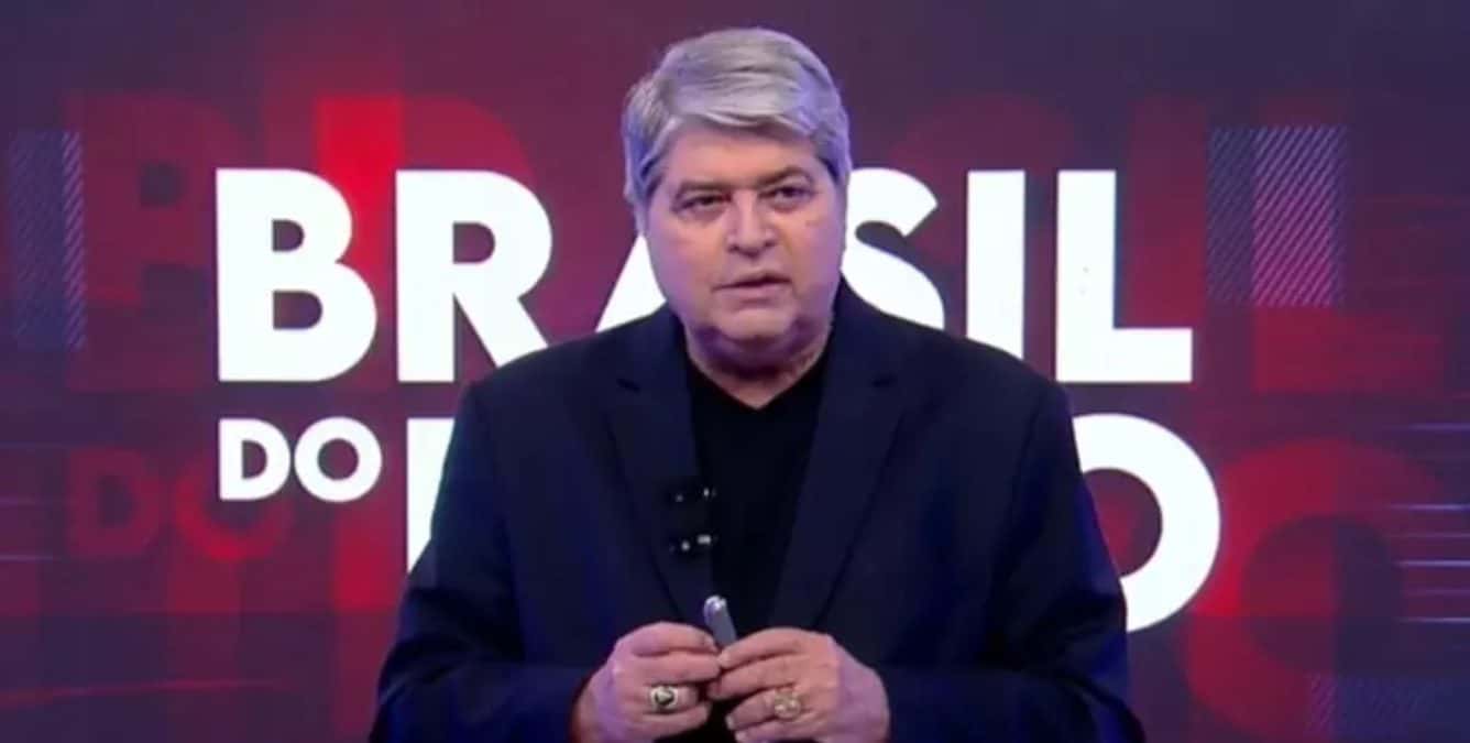 Datena volta a falar em aposentadoria ao comentar atrito nos bastidores da RedeTV