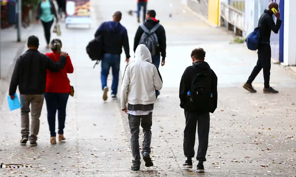 Fim de semana frio no DF com baixa umidade acende alerta do Inmet