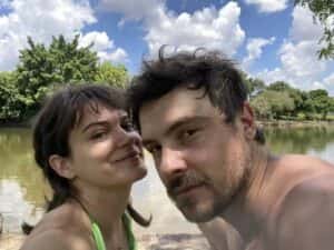 Bianca Bin afasta pressão para ter filhos com Sergio Guizé: “Vivendo para a arte”