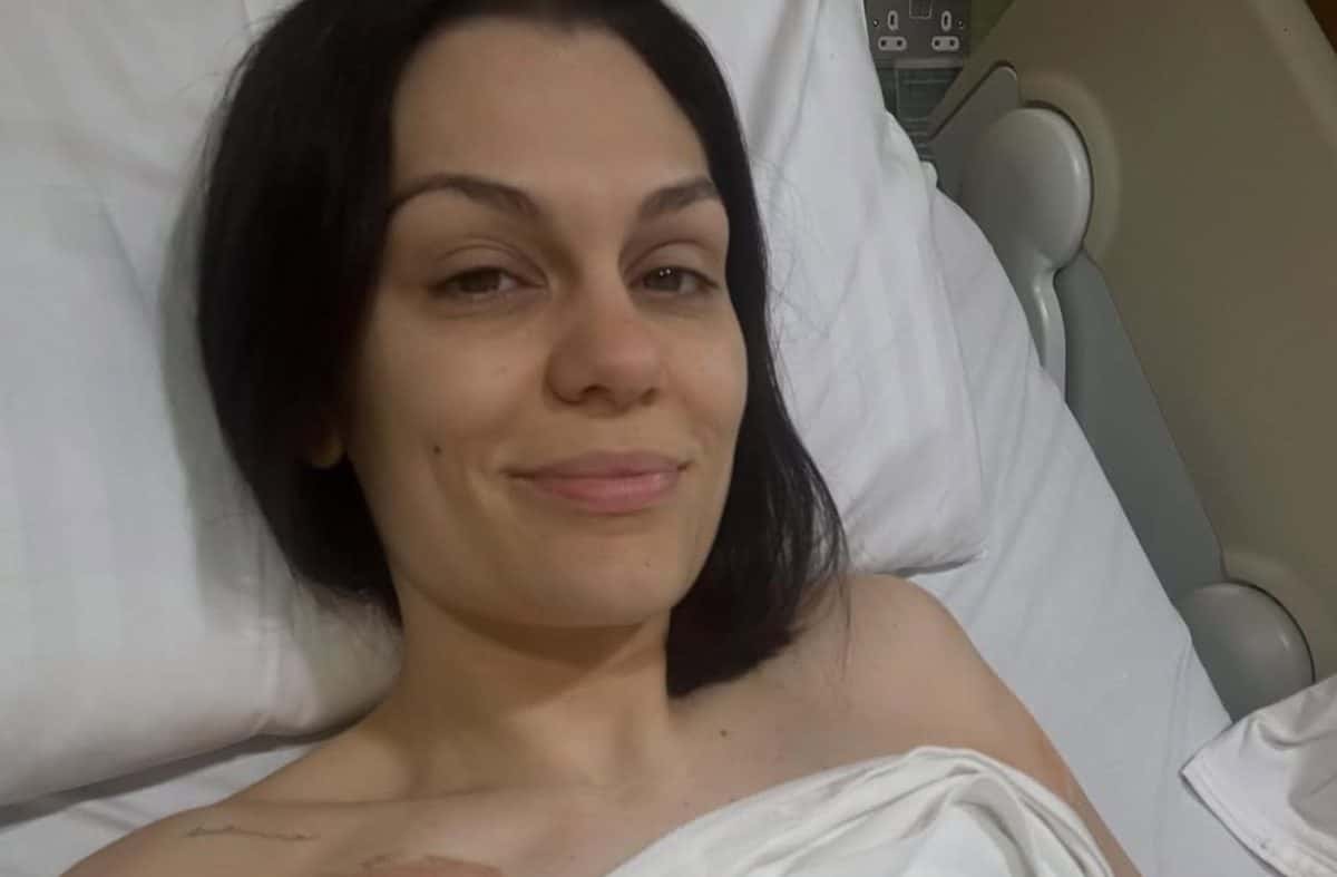 Jessie J é internada com infecção: ‘Por um fio’