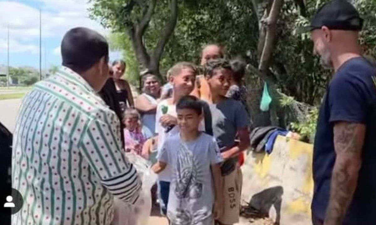 Zeca Pagodinho é confundido com Martinho da Vila
