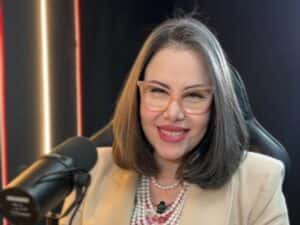Sarah Sheeva aconselhada casadas a não ‘soltarem pum’: ‘Um horror’