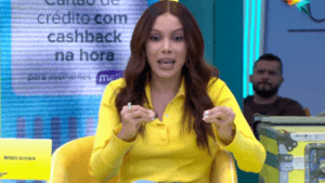 Anitta aconselha participantes do Estrela da Casa