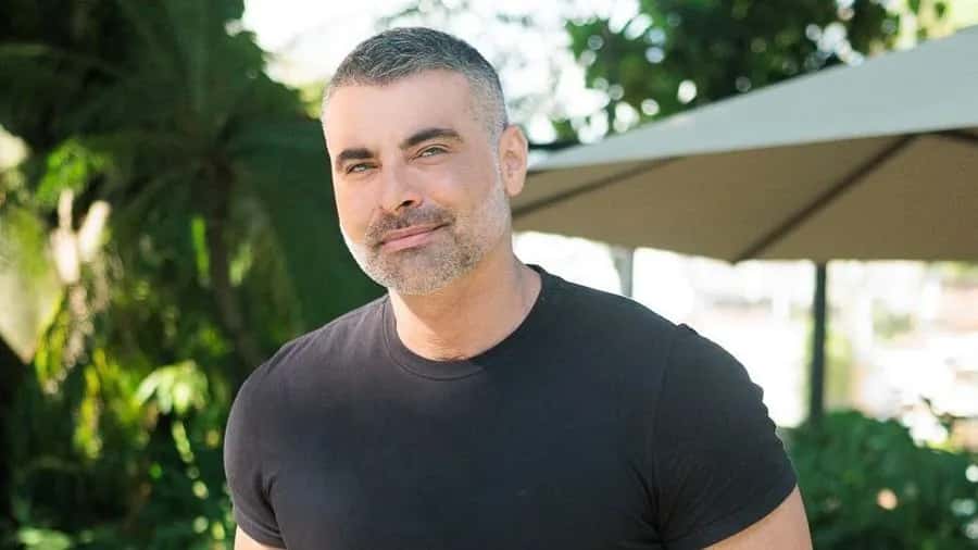 Ex-participante de A Fazenda, JP Mantovani, morre em acidente de moto em SP