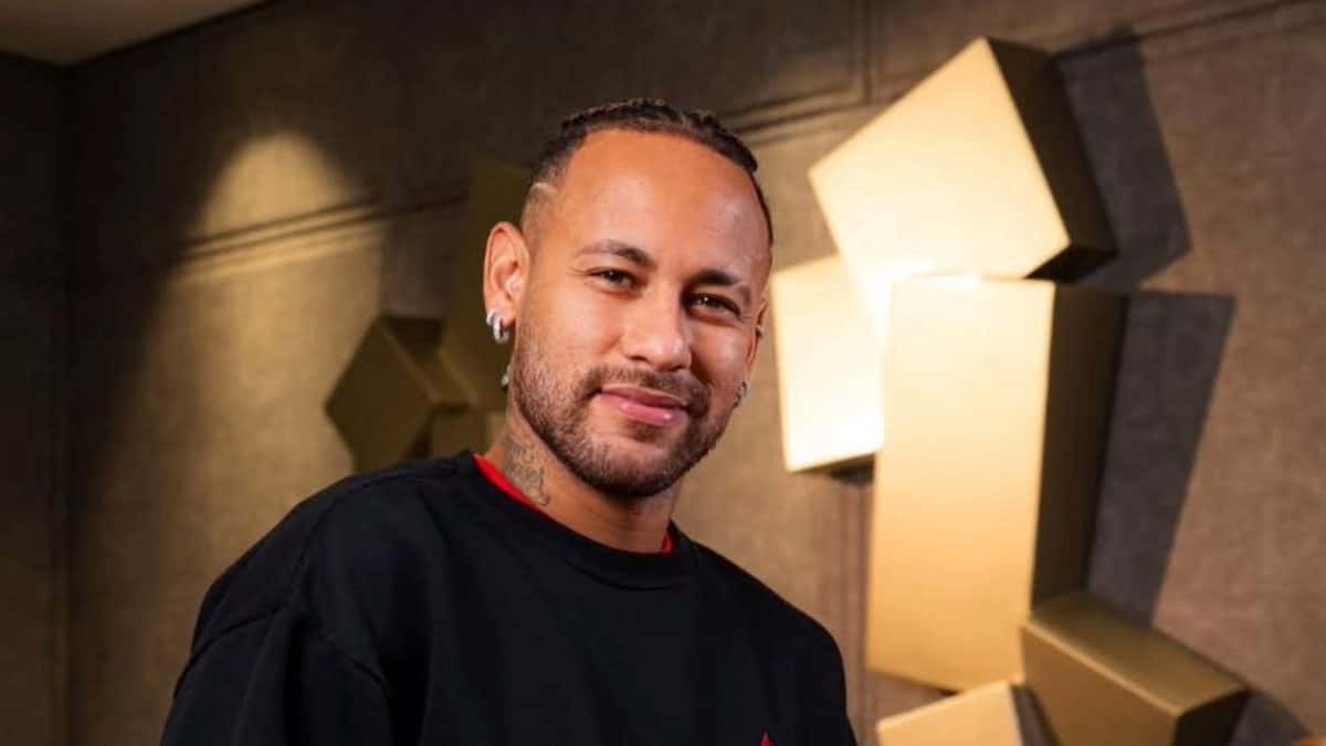 Assessoria de Neymar se pronuncia após rumores sobre vícios