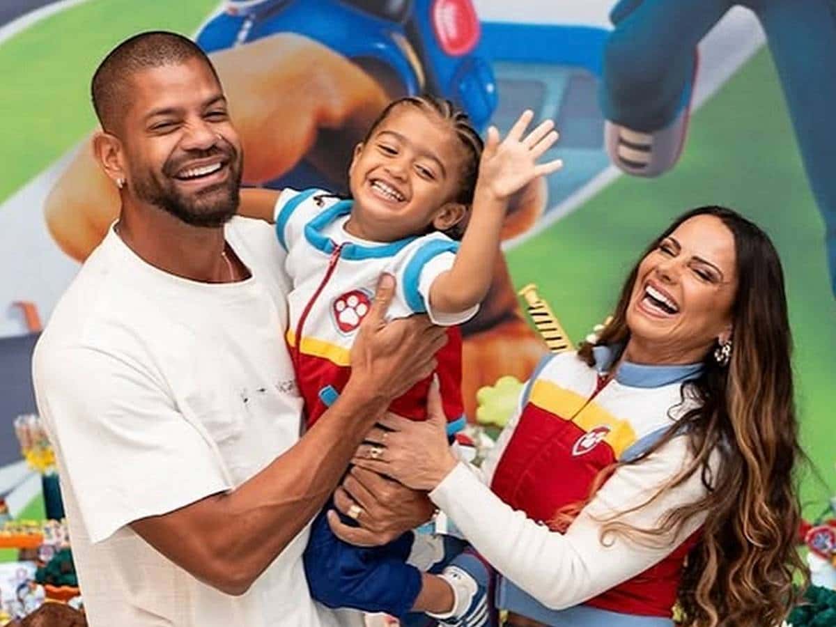 Viviane Araujo surpreende com revelação íntima sobre maternidade: “Não podia guardar para mim”
