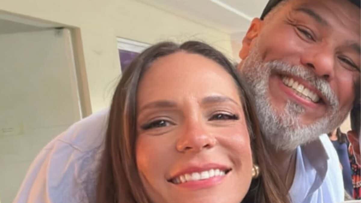 Maurício Mattar celebra aniversário da esposa, Shay Dufau, com declaração especial