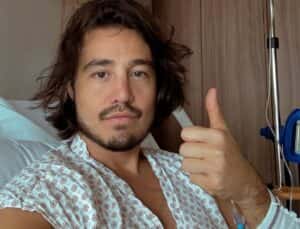 Tiago Iorc passa por cirurgia de emergência de hérnia de disco e detalha procedimento