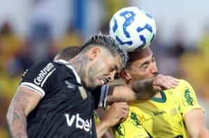 Mirassol empata com Botafogo, fica no G-4 e segue invicto em casa