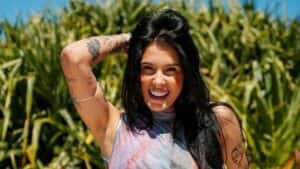 Ana Castela mostra o antes e depois de sua rotina na academia e impressiona com o shape sarado