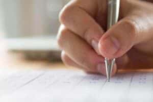 CNU: regras, horários e tudo sobre a prova discursiva deste domingo (5/12)