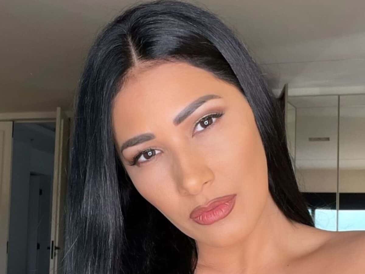 5 vezes que Simaria Mendes apareceu nua na internet e causou com seus nudes