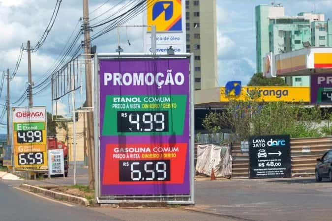 Petrobras corta preço da gasolina, mas mantém valor do diesel