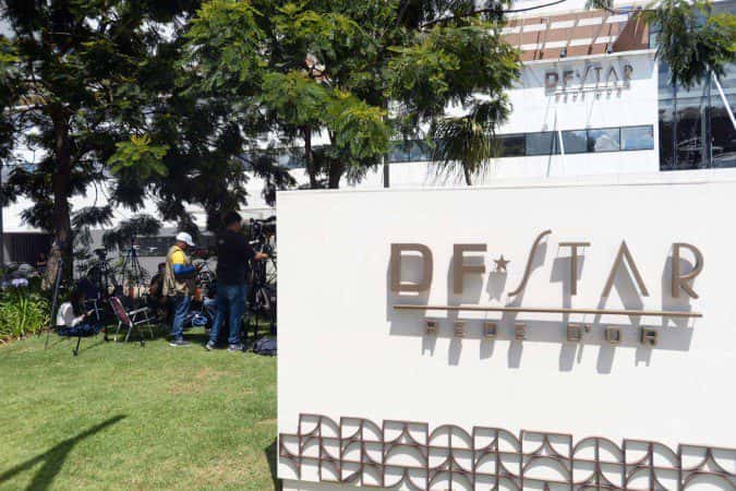 Após liberação de Moraes, Bolsonaro chega ao DF Star para novos exames médicos