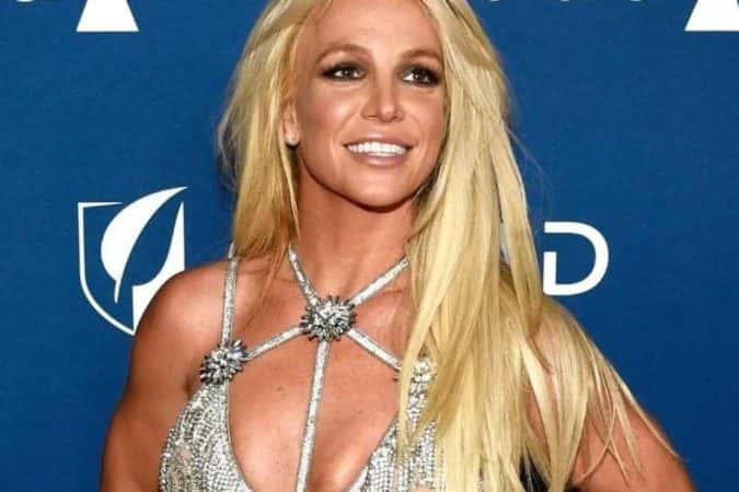 Britney vende direitos de seu catálogo musical, segundo imprensa dos EUA