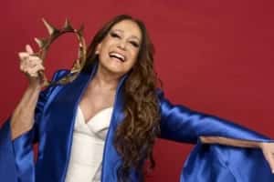 Ao Correio, Suzana Vieira fala sobre nova peça e planos para carreira