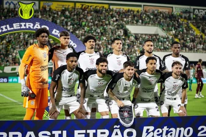 Corinthians desperdiça chances e fica no empate com a Chapecoense
