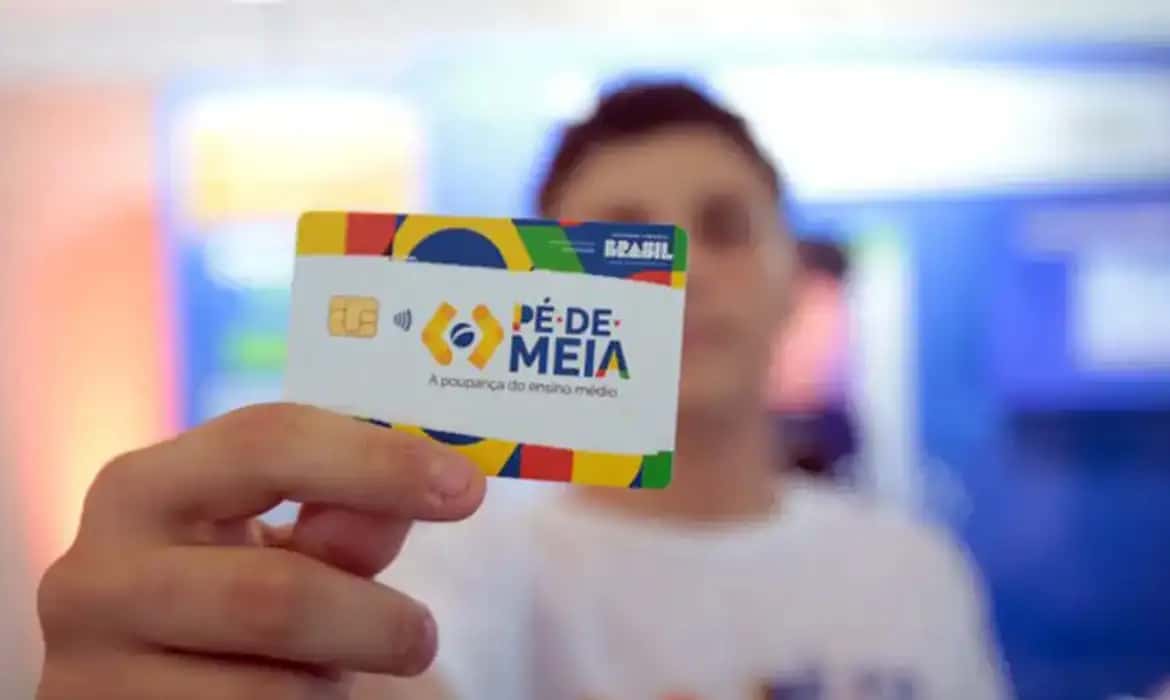 Pé-de-Meia: beneficiários nascidos em novembro e dezembro recebem hoje