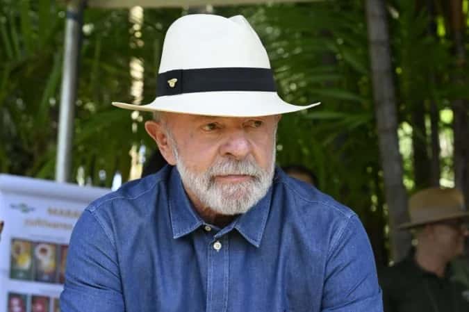 Ceratose: médico explica procedimento feito por Lula