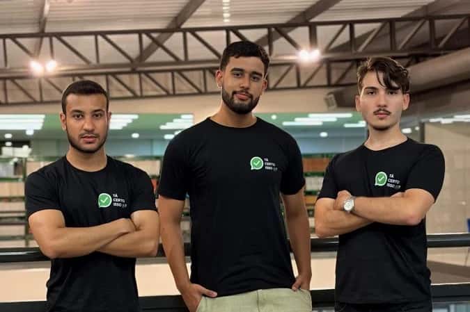Três alunos da USP criam chatbot para verificar fake news no WhatsApp