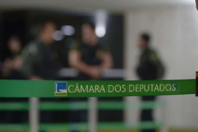 Concurso da Câmara dos Deputados: comissão prevê edital ainda no 1º semestre