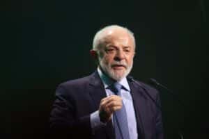 Lula presta solidariedade a Trump após ataque em Washington