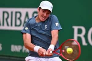 João Fonseca sobe cinco posições no ranking da ATP e volta ao top 35
