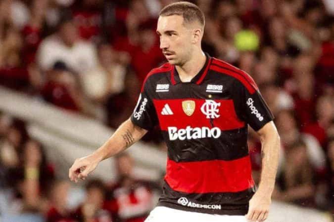 Léo Ortiz lamenta morte de Oscar Schmidt, ídolo do Flamengo