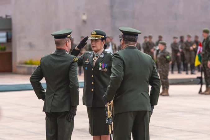 HMAB oficializa posse de primeira mulher no comando da instituição
