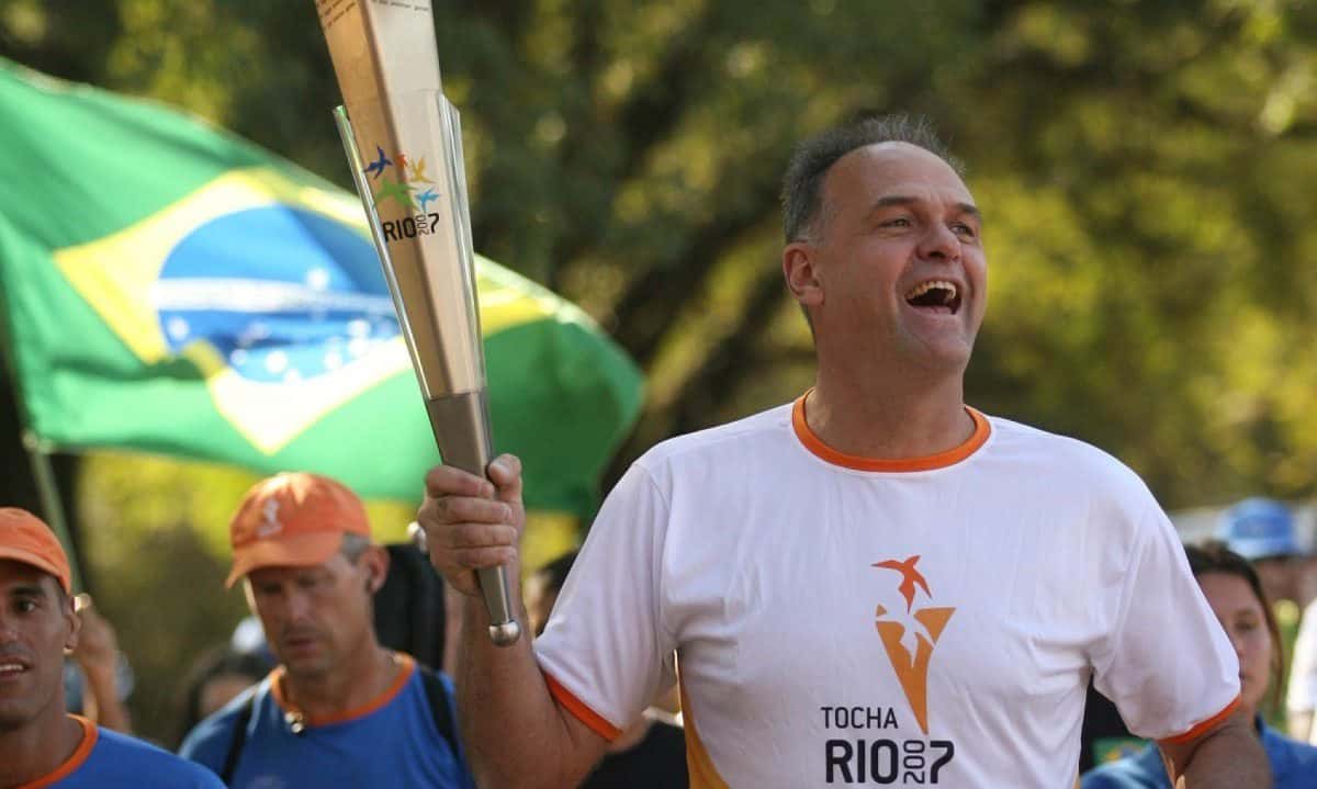 Entenda o câncer no cérebro, doença detectada em Oscar Schmidt há 15 anos