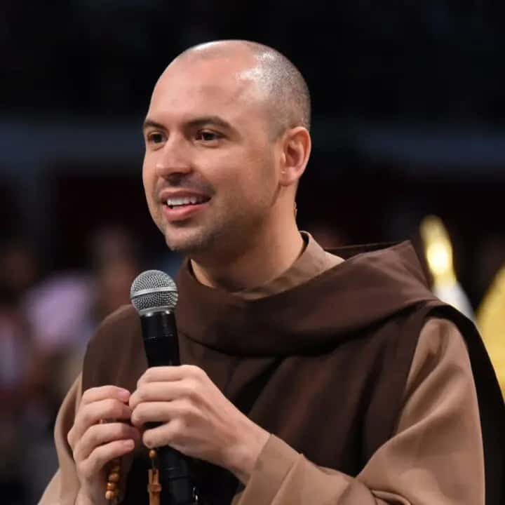 Frei Gilson entra no centro da disputa eleitoral