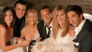 Atriz de Friends revela ganhos milionários pela série e expõe bastidores