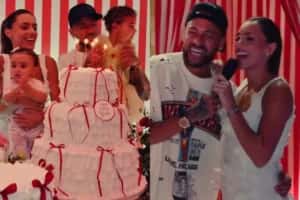 Festa de Bruna Biancardi viraliza com show de Dilsinho e Neymar cantando