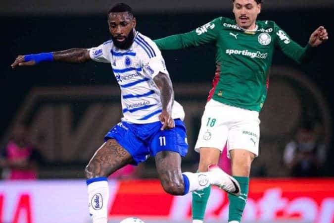 Chuva, golaços e intensidade: Palmeiras e Cruzeiro empatam
