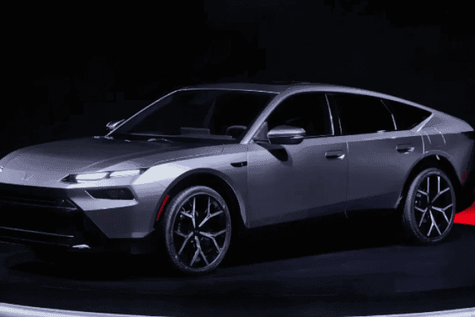 Honda antecipa futuro do Civic: design futurista e tecnologia híbrida