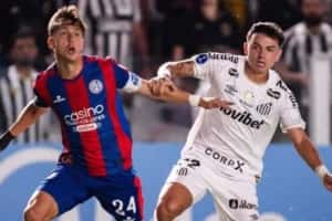 Santos volta a vacilar e tropeça em casa diante do San Lorenzo