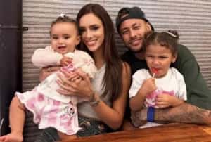 Filha de Neymar Jr. e Bruna Biancardi participa de balé e emociona a mãe
