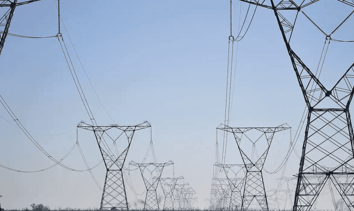 Governo amplia Luz para Todos na Amazônia Legal