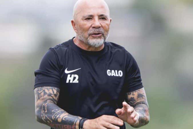 Sampaoli é flagrado em roda de troca de figurinhas no Rio